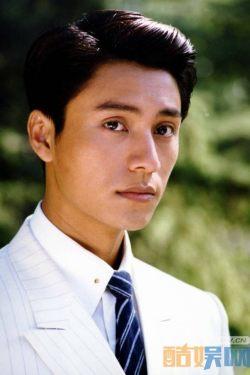 陈坤简历个人资料简介,光影人生，跨界艺术家的璀璨历程